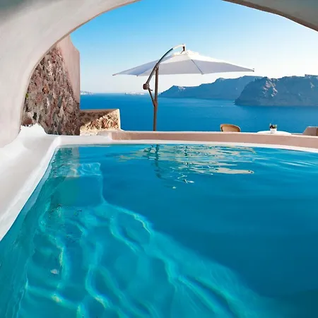 Armeni Luxury Aparthotel 4*